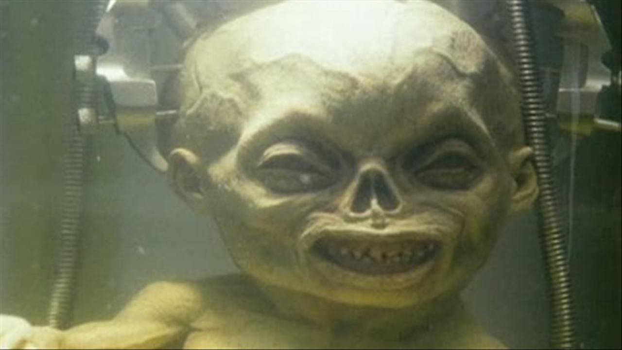 Return of the Living Dead: Necropolis backdrop